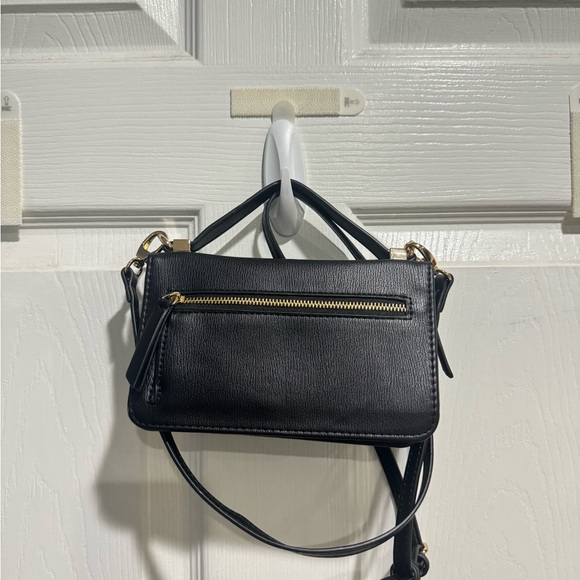 Francesca’s Black Crossbody Wallet with Bow Accent - Picture 4 of 6